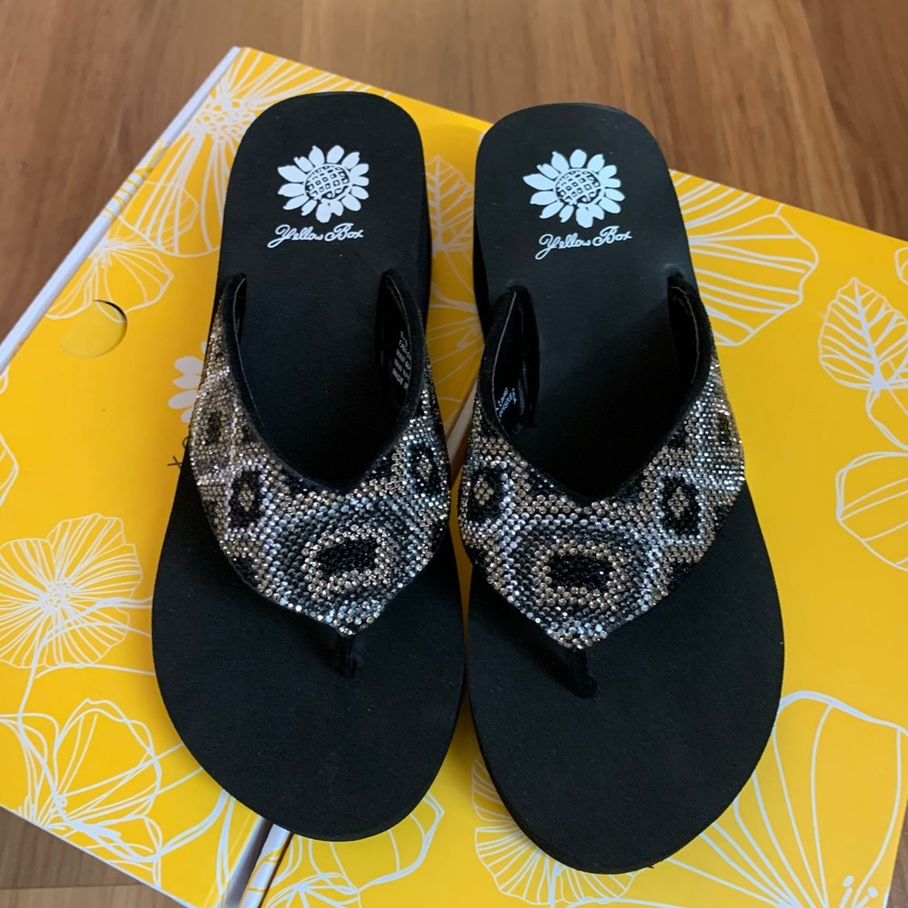 Yellow box sandals